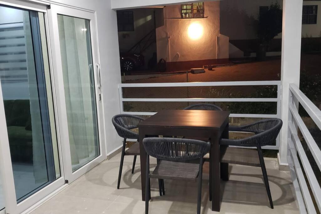 Cg Apartment - Turtuga Willemstad Extérieur photo