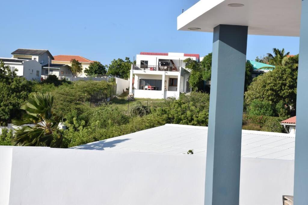 Cg Apartment - Turtuga Willemstad Extérieur photo